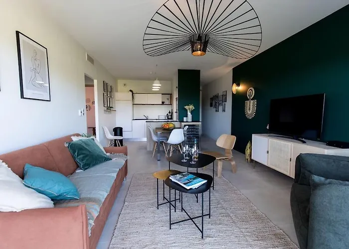 Le Gaston - Vue Degagee Vecchio Apartmán *